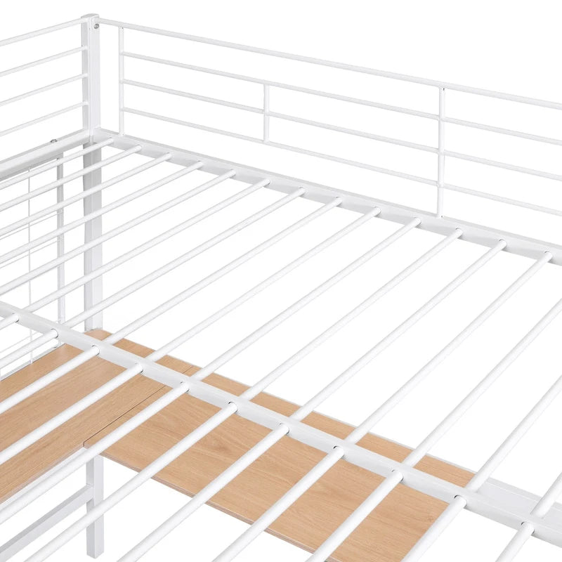 Full-Size-Metall-Etagenbett mit Schreibtisch und Metallgitter