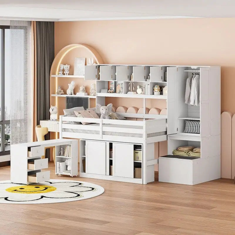 Houten hoogslaper in Full Size met veel opbergruimte, bureau onder het bed, laden en planken
